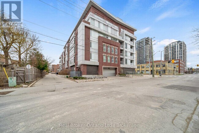 Building Photo - 188-188 King St S