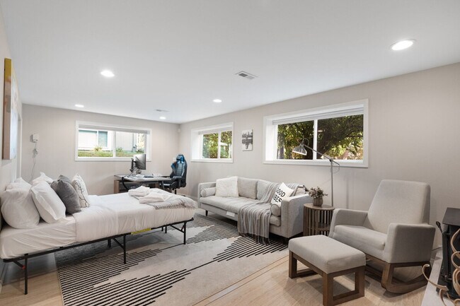 Foto del edificio - 13829 NE 74th St