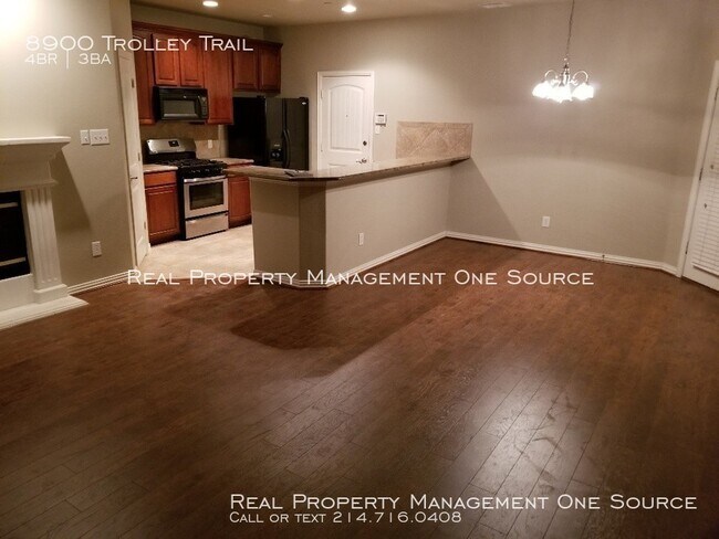 Building Photo - Rare 4/3/2 Townhouse in Craig Ranch area