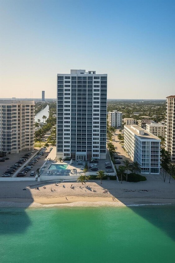 Primary Photo - 3140 S Ocean Dr