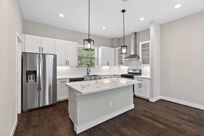 Foto del edificio - 904 Martin St