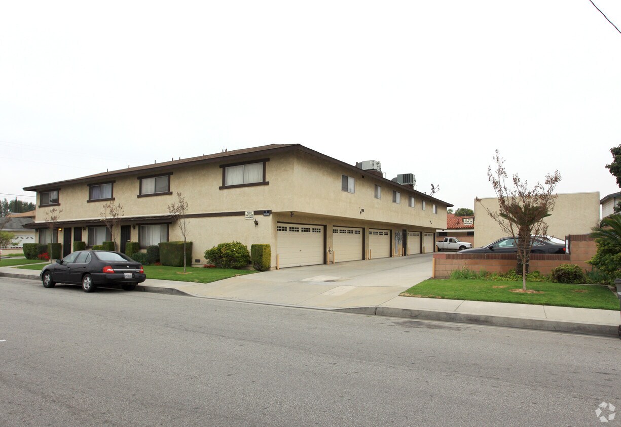 Foto del edificio - 9604 Mayne St