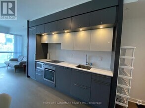 Building Photo - 15-1115 Grenville St