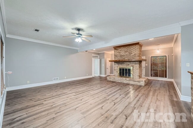 Foto del edificio - 3944 River Dr SW