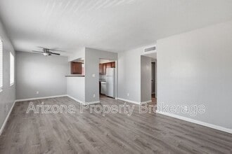 Building Photo - 603 W Rio Salado Pkwy