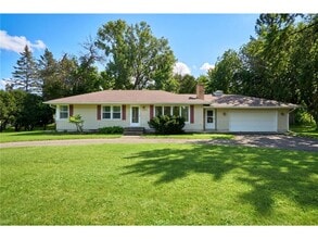 Building Photo - 16525 Tonkaway Rd