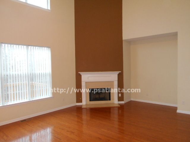 Building Photo - 775 Ambrose Ln