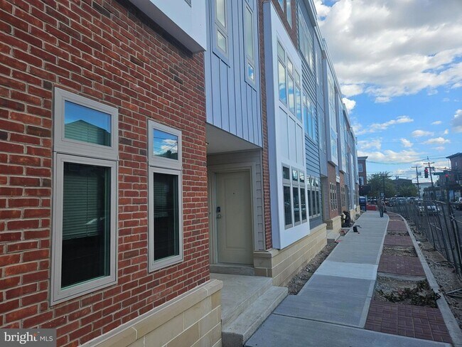 Foto del edificio - 200 Hamilton Ave