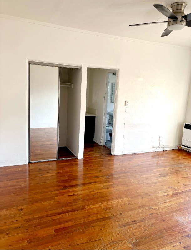 Foto del edificio - 1845 N Gramercy Pl