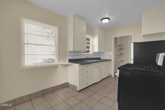 Building Photo - 438 S Fremont Ave