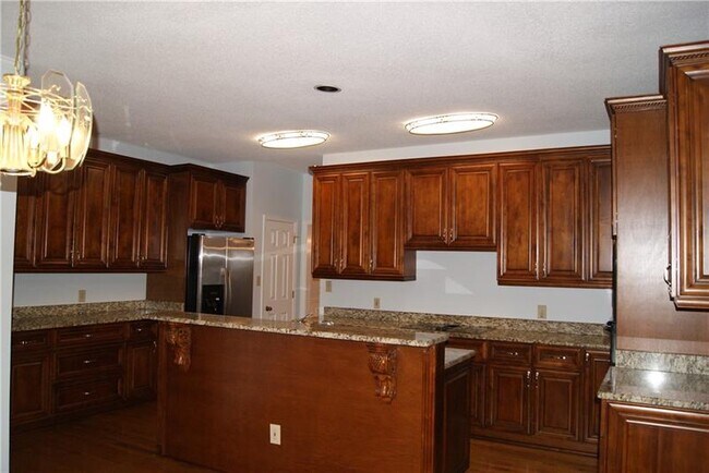 Building Photo - 4005 Regas Dr
