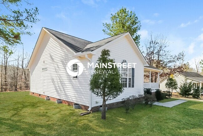 Foto del edificio - 3 Bedroom Pet-Friendly Home in Clayton, NC with Main Street Renewal