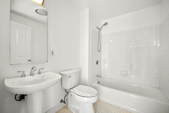 Foto del edificio - 1603 Washington St