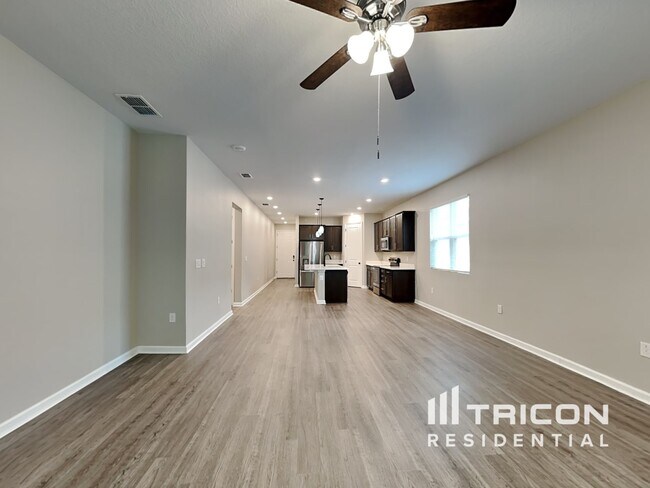 Building Photo - 5725 Arlington River Dr.