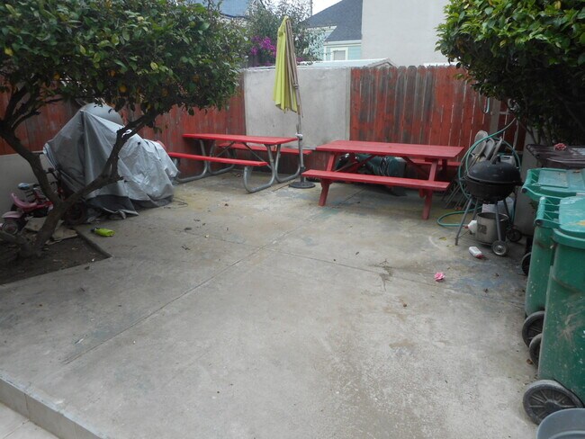 Building Photo - 1616 13th St