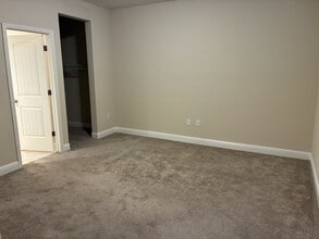 Building Photo - 263 Wild Rose Wy
