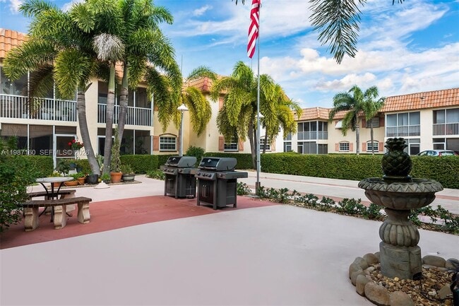 Building Photo - 101 E McNab Rd