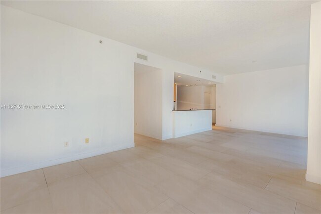 Foto del edificio - 1060 Brickell Ave