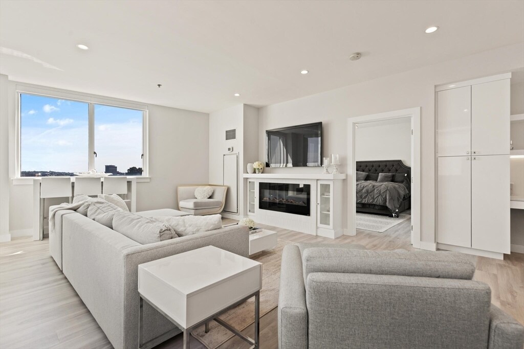 Foto principal - 234 Causeway St