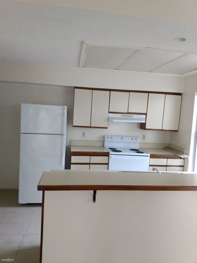 Building Photo - 2 br, 2.5 bath Condo - 4647 Georgetown Pl