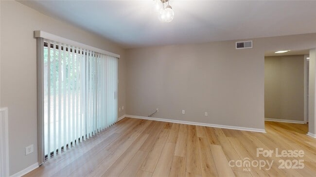 Building Photo - 6100 Heathstone Ln