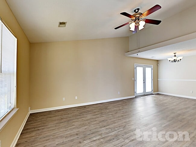 Building Photo - 1310 May Oak Cir