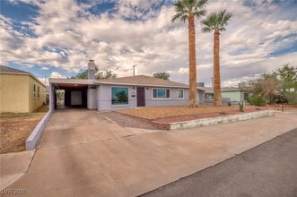 Building Photo - 572 Federal St