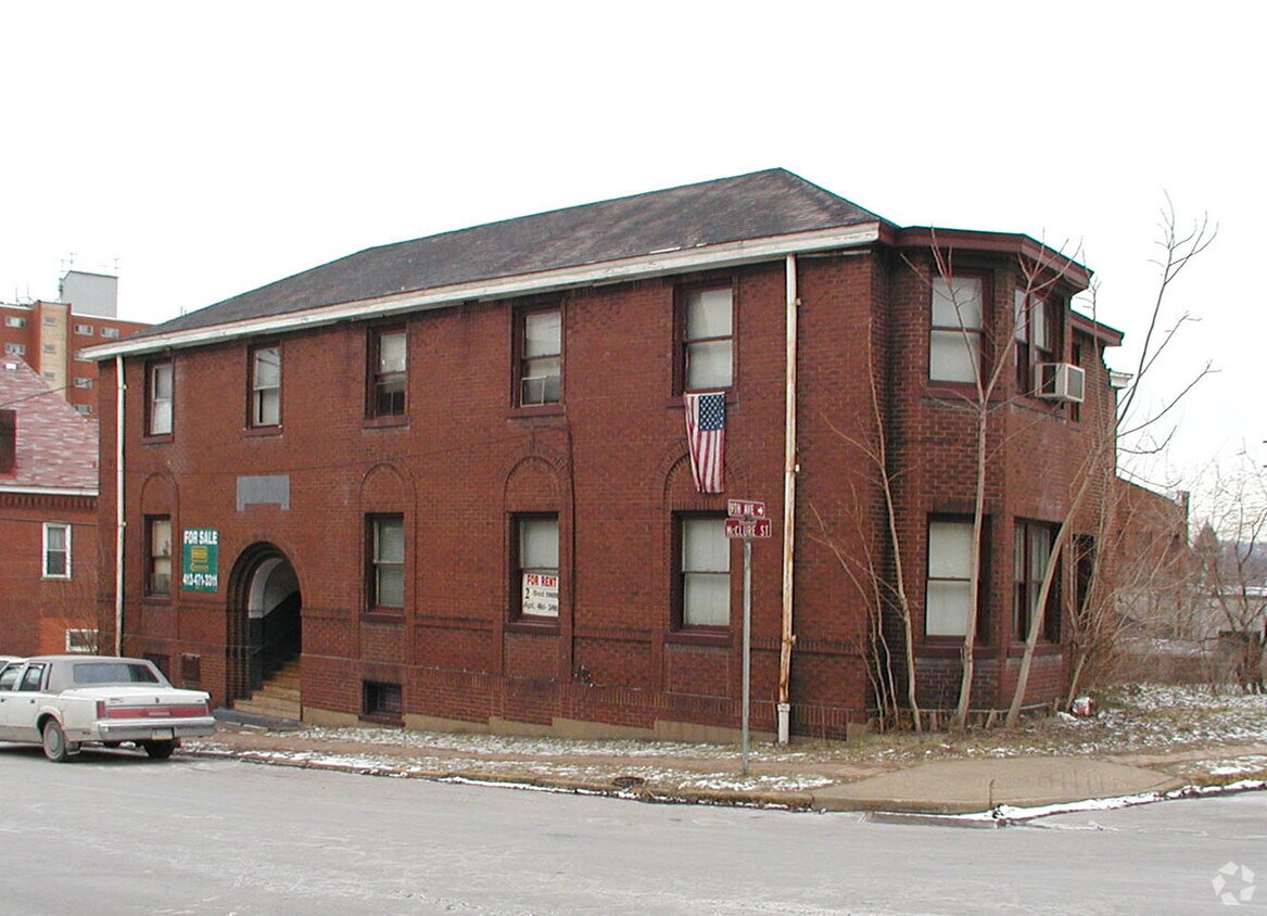 Main Building View - 815 McClure St