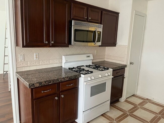 Foto del edificio - 17035 Judyleigh Dr