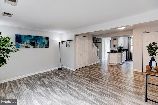 Foto del edificio - 8607 Kenosha Ct