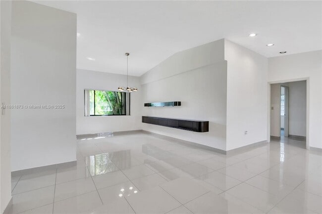 Foto del edificio - 4585 SW 87th Ave
