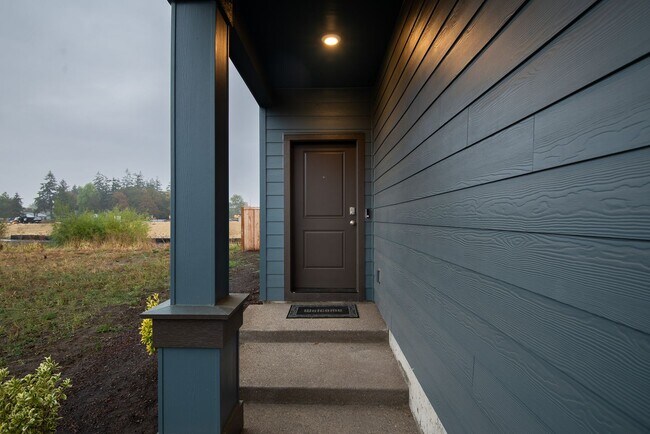 Foto del edificio - 4 bed, 2.5 bath newer construction home in NE Salem.