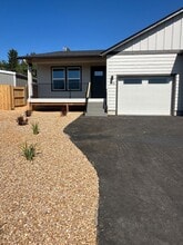 Building Photo - 3080 SW 46th St