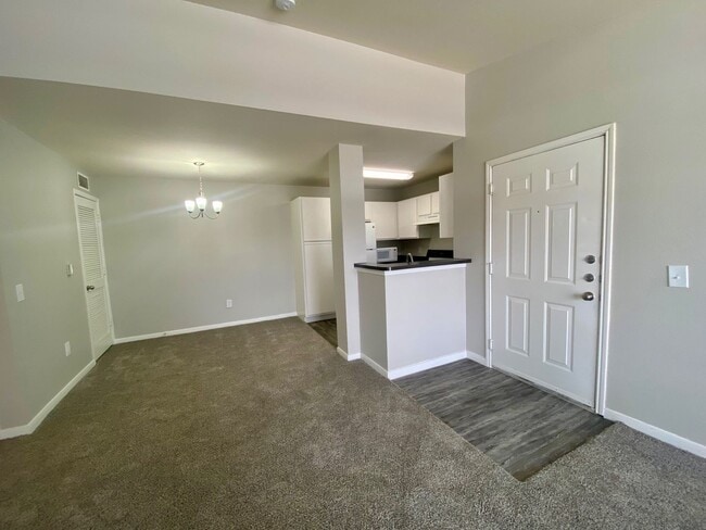 Interior Photo - Wyndham Apartments