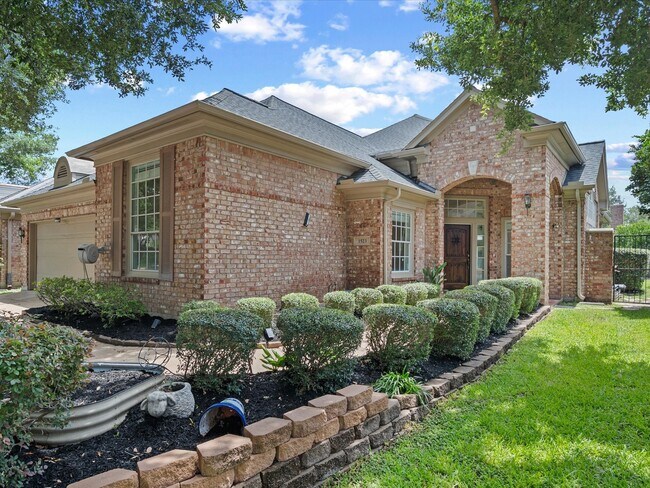 Building Photo - 1523 Orchard Park Dr
