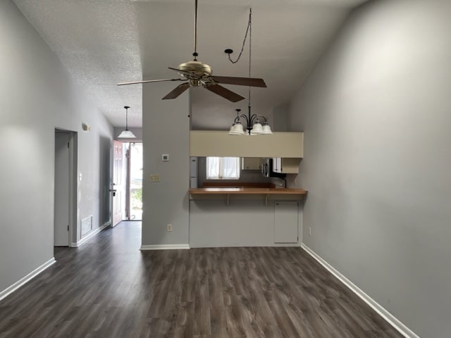 Foto del edificio - 310 Murcott Dr