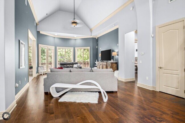 Foto del edificio - 5106 Sloan Cir