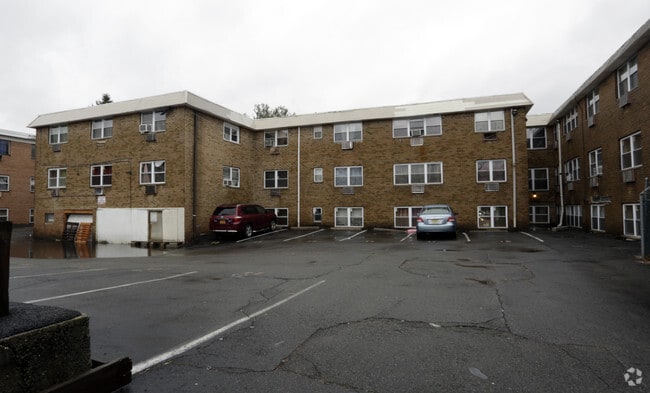 Building Photo - On Apartments