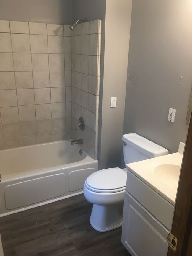 Photo - 3 Bedroom / 2 Bath Home Located Minutes from Downtown Lowell!