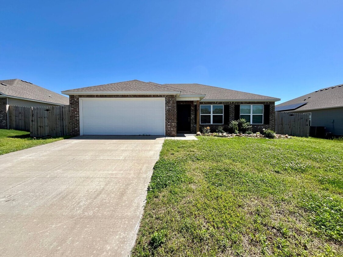 Foto principal - 1751 Forest Dr