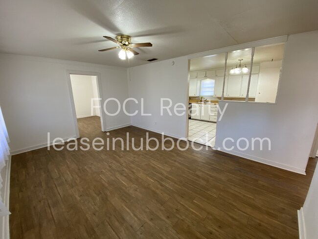 Foto del edificio - 3 bedroom, 1 bath in Medical District