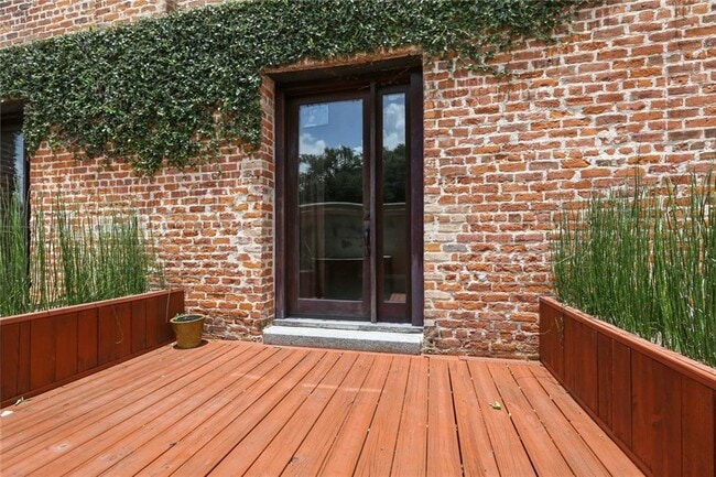 Photo - 709 Jackson Ave Apartment