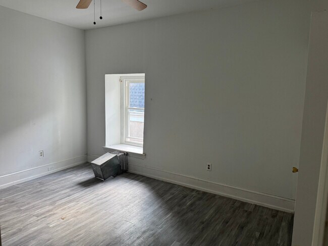 Foto del edificio - 5107 Wayne Ave