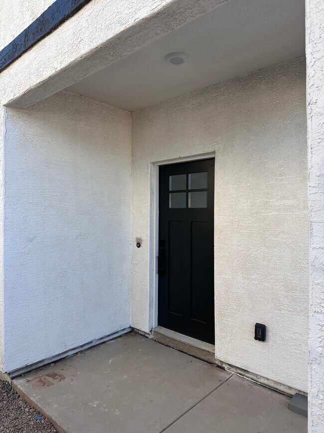 Foto del edificio - 16049 S Yava Rd