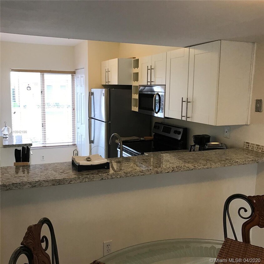 163 Riviera Cir Unit 579, Weston, FL 33326 Room for Rent in Weston, FL
