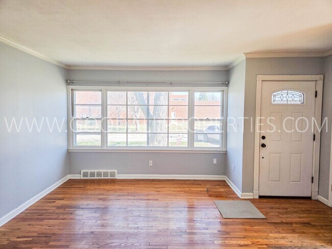 Foto del edificio - Charming 2 bedroom 1 bath home in Beaverdale area!