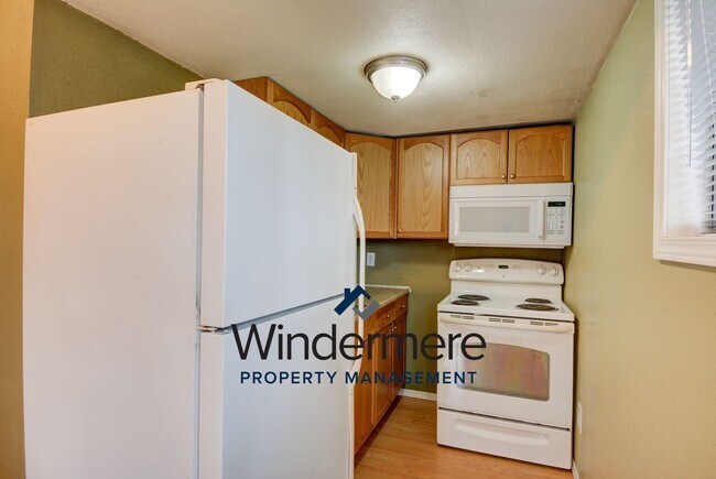 Foto del edificio - 1 Bed 1 Bath House in Rolling Hills