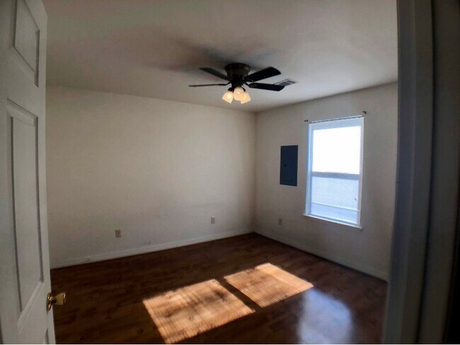 Foto del edificio - 226 N 11th St