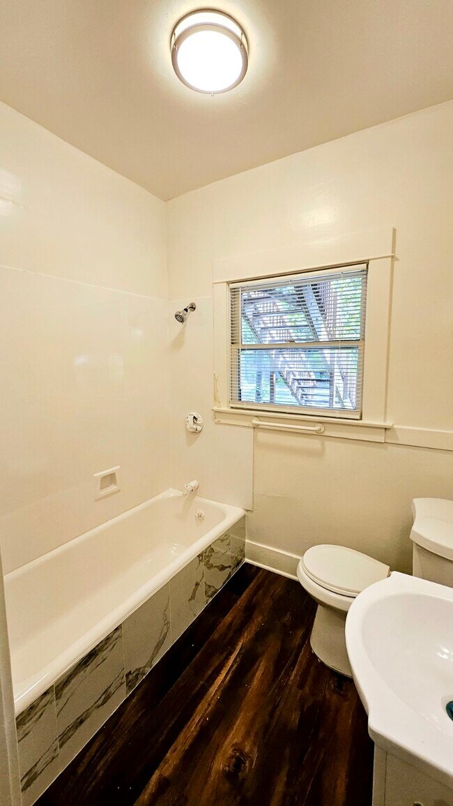 Foto del edificio - 643 3rd st