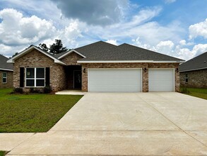 Building Photo - 10498 S Redland St